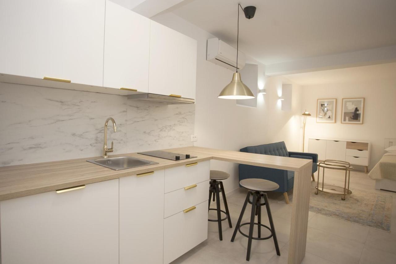 Studio Apartment Jon Split Eksteriør billede
